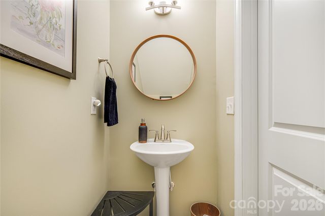 30 Walnut Springs Drive, Asheville, NC 28804