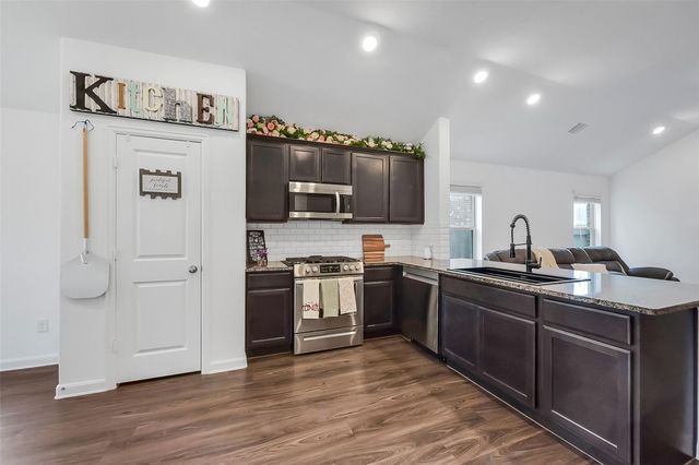 1004 Bulwark Drive, Crosby, TX 77532