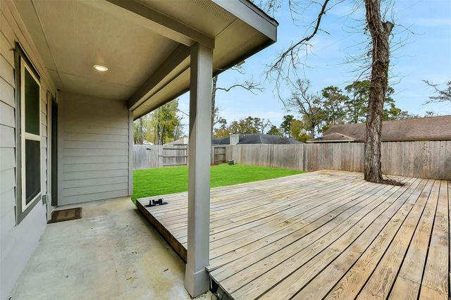 1004 Bulwark Drive, Crosby, TX 77532