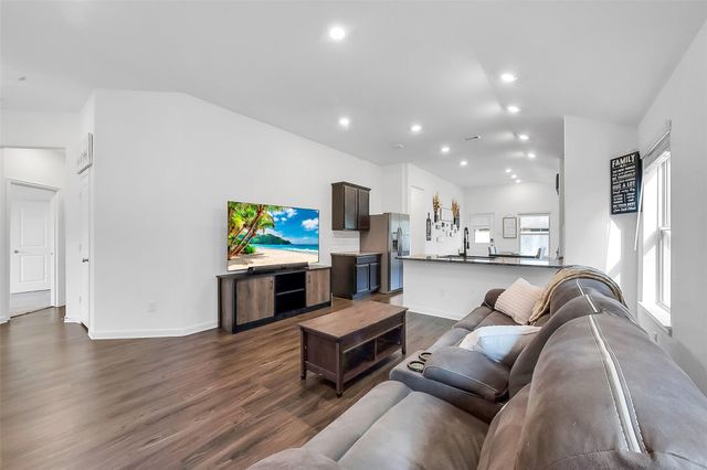 1004 Bulwark Drive, Crosby, TX 77532