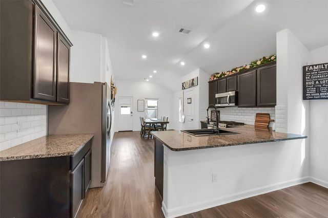 1004 Bulwark Drive, Crosby, TX 77532