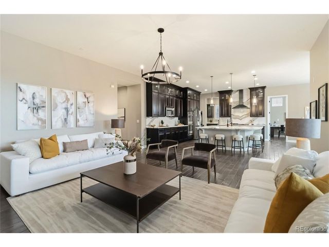 7878 S Valleyhead Way, Aurora, CO 80016