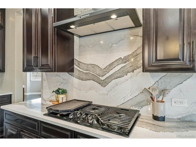 7878 S Valleyhead Way, Aurora, CO 80016