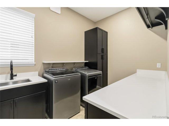 7878 S Valleyhead Way, Aurora, CO 80016