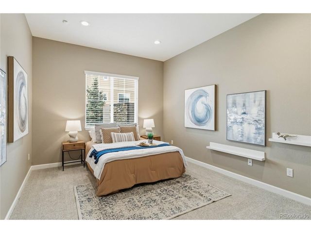 7878 S Valleyhead Way, Aurora, CO 80016