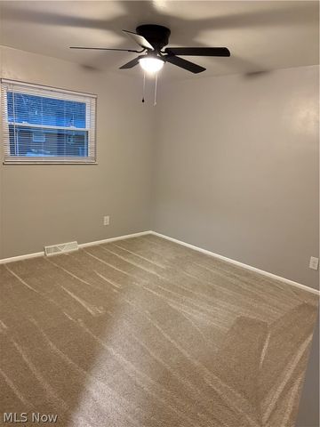 61 Patricia Avenue, Weirton, WV 26062