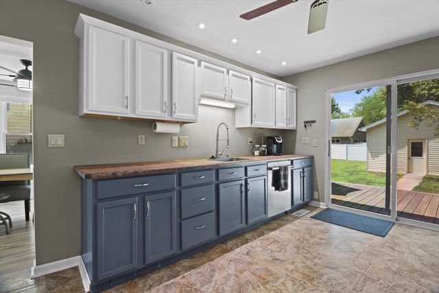 206 State Street, Mazomanie, WI 53560