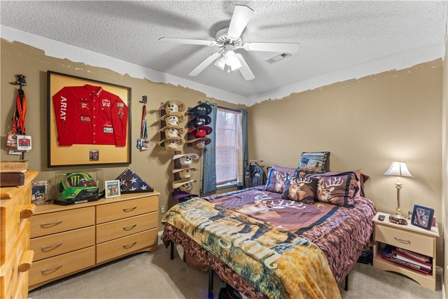 3089 W Wildflower Street, Fayetteville, AR 72704