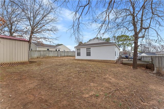 3089 W Wildflower Street, Fayetteville, AR 72704