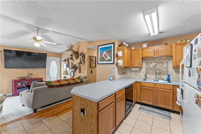 3089 W Wildflower Street, Fayetteville, AR 72704