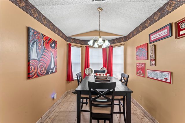 3089 W Wildflower Street, Fayetteville, AR 72704