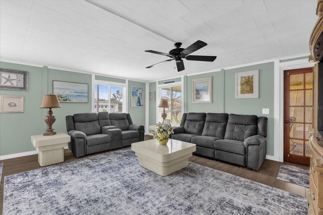 518 PALO VERDE DR, Leesburg, FL 34748