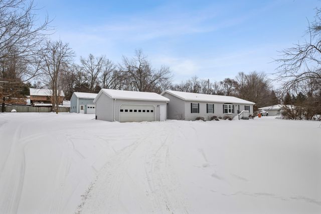 11310 W Bluewater Highway, Lowell, MI 49331