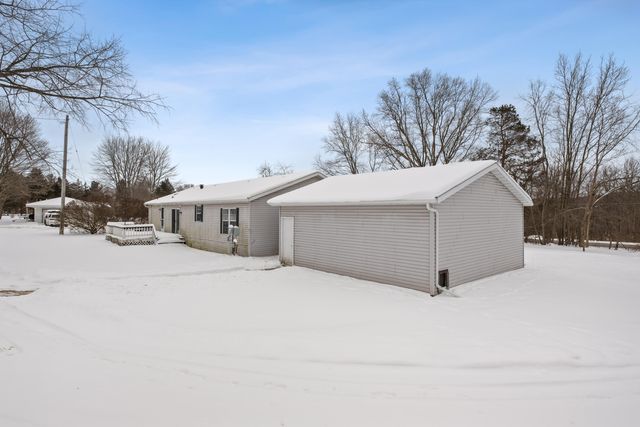 11310 W Bluewater Highway, Lowell, MI 49331
