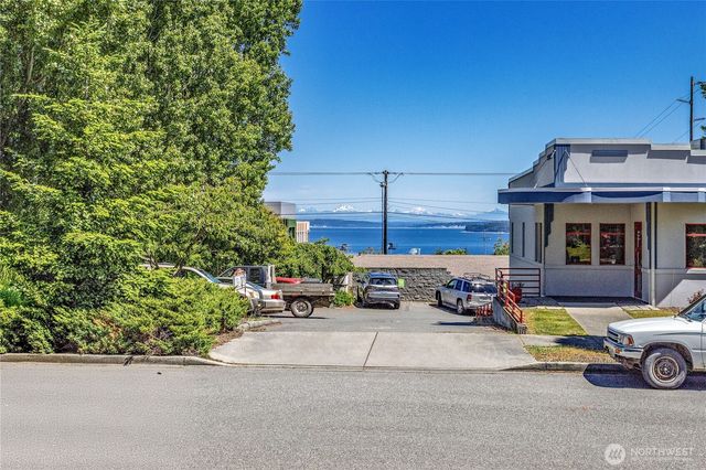 715 Grant Street, Port Townsend, WA 98368