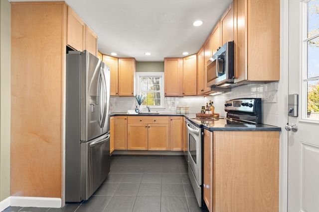 82 Orange Street, Reading, MA 01867