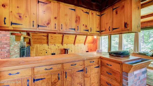 824 County Highway 106, Mayfield, NY 12010