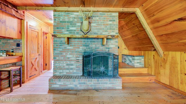 824 County Highway 106, Mayfield, NY 12010