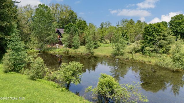 824 County Highway 106, Mayfield, NY 12010