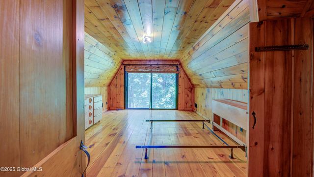 824 County Highway 106, Mayfield, NY 12010