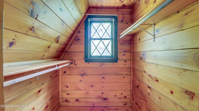 824 County Highway 106, Mayfield, NY 12010