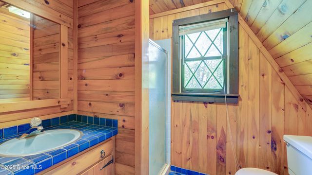 824 County Highway 106, Mayfield, NY 12010