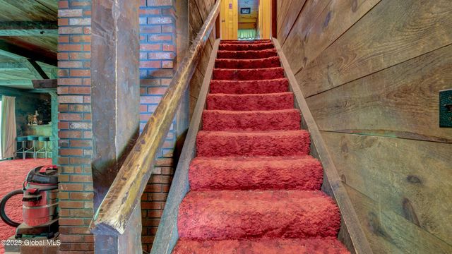 824 County Highway 106, Mayfield, NY 12010