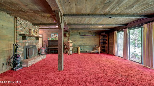 824 County Highway 106, Mayfield, NY 12010