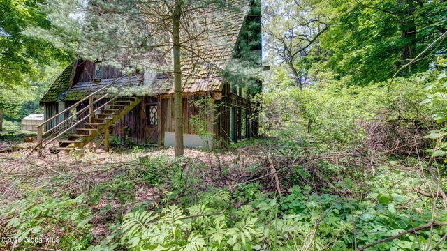 824 County Highway 106, Mayfield, NY 12010