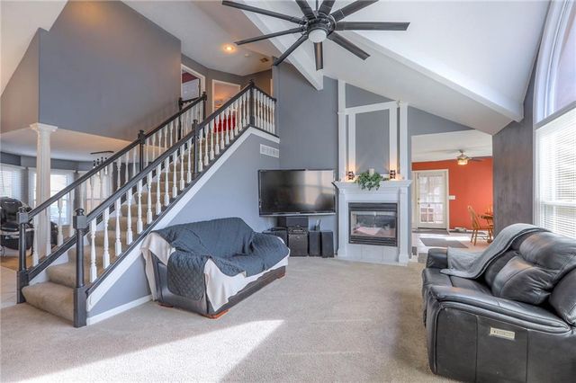 3336 S COCHISE Avenue, Independence, MO 64057