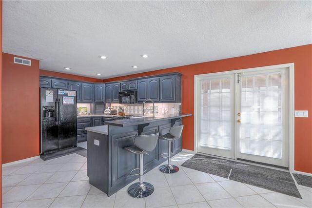 3336 S COCHISE Avenue, Independence, MO 64057