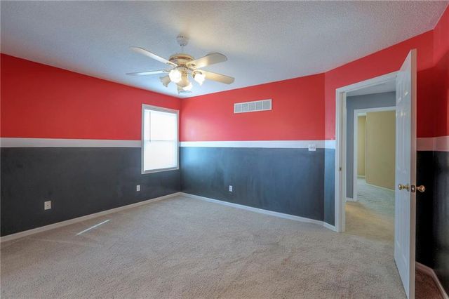 3336 S COCHISE Avenue, Independence, MO 64057