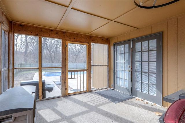 3336 S COCHISE Avenue, Independence, MO 64057