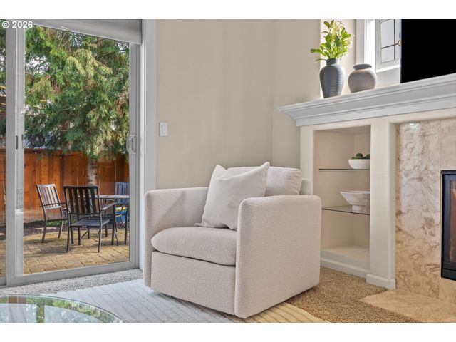 2294 Sw 184TH Ter, Beaverton, OR 97003