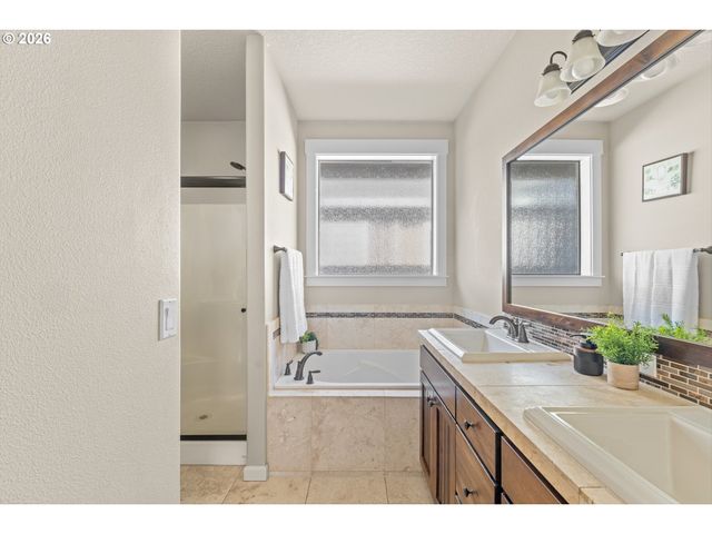 2294 Sw 184TH Ter, Beaverton, OR 97003