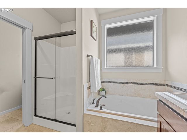 2294 Sw 184TH Ter, Beaverton, OR 97003