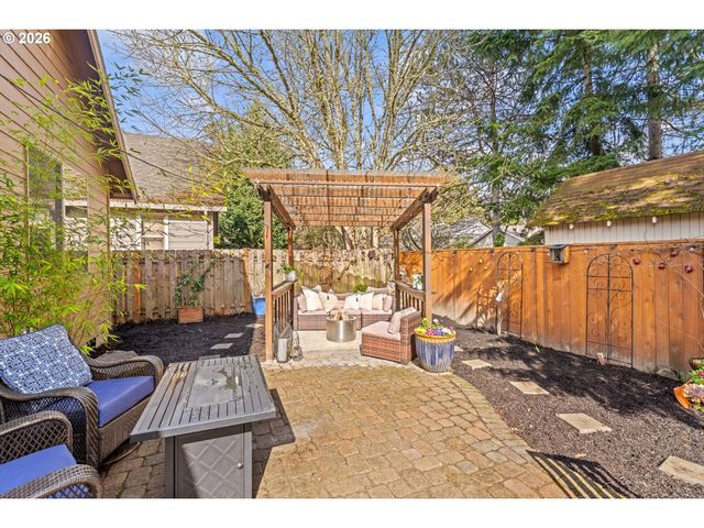 2294 Sw 184TH Ter, Beaverton, OR 97003