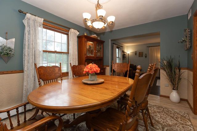 1919 BROOKFIELD DRIVE, Neenah, WI 54956