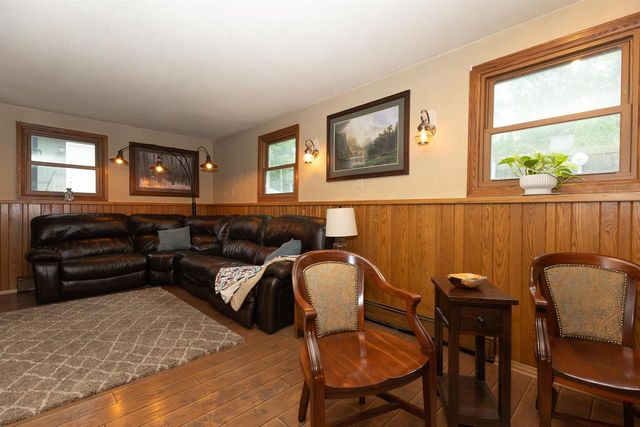 1919 BROOKFIELD DRIVE, Neenah, WI 54956