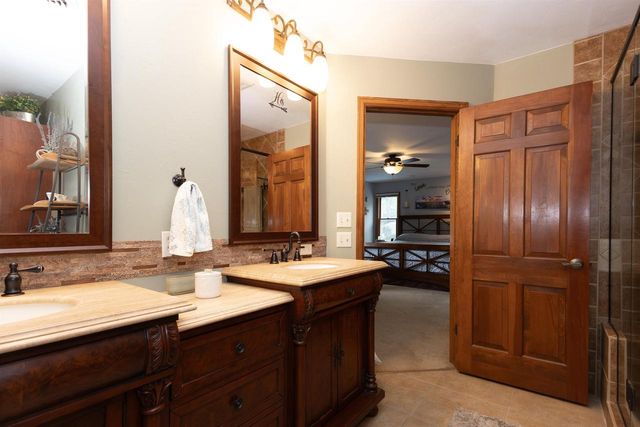 1919 BROOKFIELD DRIVE, Neenah, WI 54956