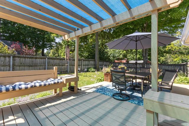 1919 BROOKFIELD DRIVE, Neenah, WI 54956
