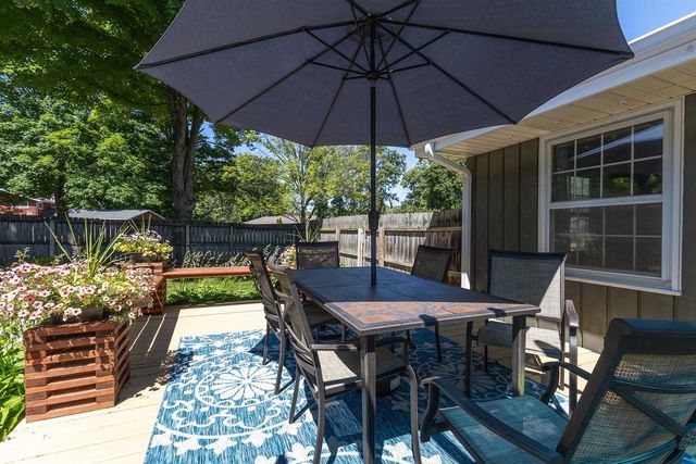 1919 BROOKFIELD DRIVE, Neenah, WI 54956
