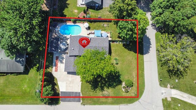 1919 BROOKFIELD DRIVE, Neenah, WI 54956
