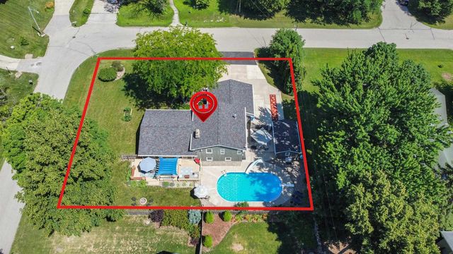 1919 BROOKFIELD DRIVE, Neenah, WI 54956