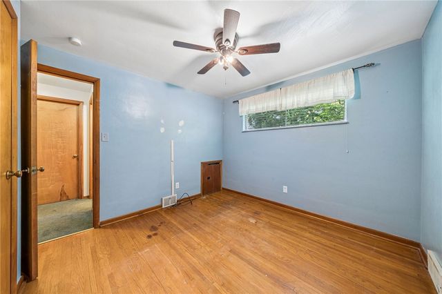 1904 Ohio Ave, White Oak, PA 15131
