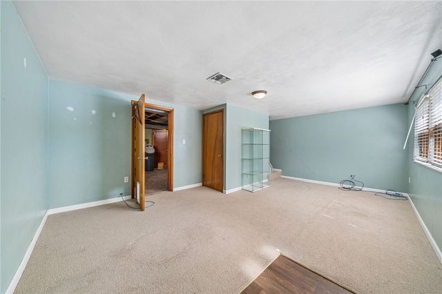 1904 Ohio Ave, White Oak, PA 15131