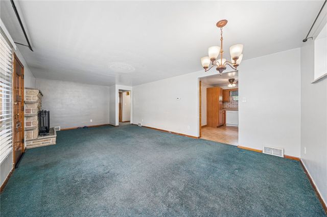 1904 Ohio Ave, White Oak, PA 15131