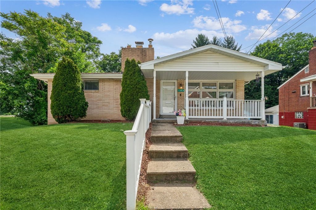 1904 Ohio Ave, White Oak, PA 15131