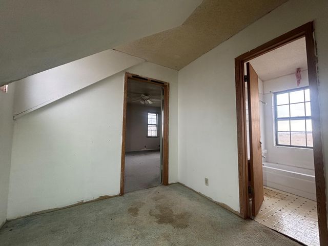 1720 County Road 276, Bertram, TX 78605