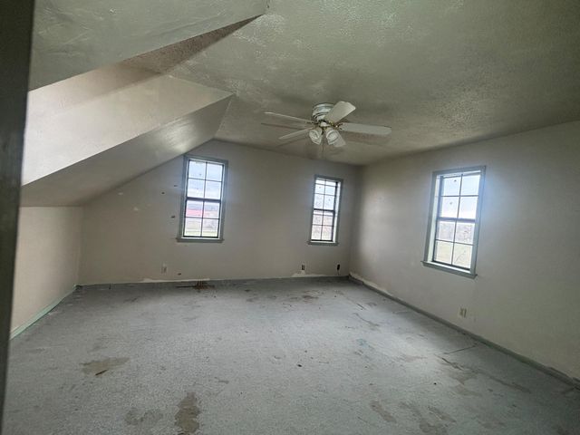 1720 County Road 276, Bertram, TX 78605